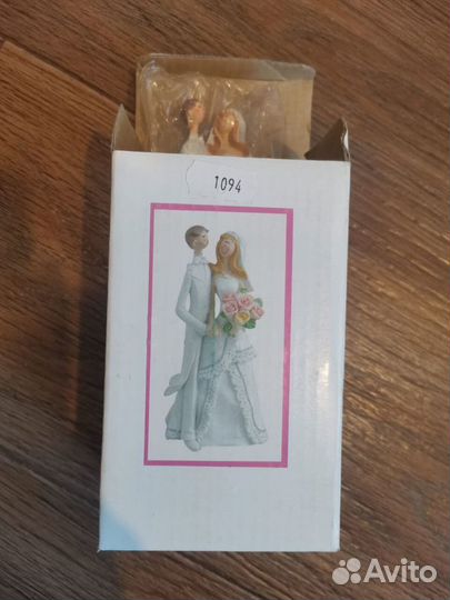 Фигурка на свадебный торт