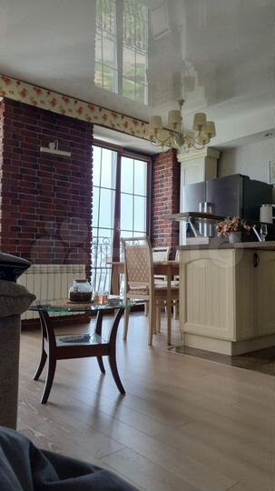 2-к. квартира, 67 м², 10/10 эт.