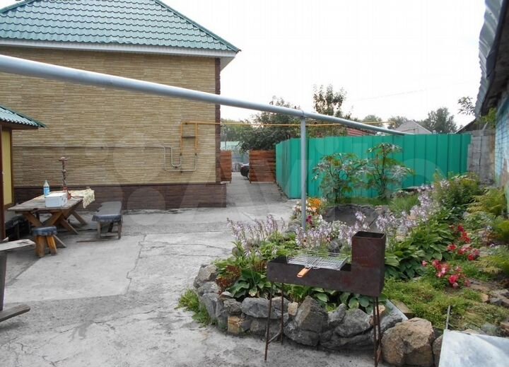 Коттедж 160 м² на участке 3 сот.