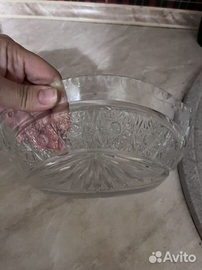 Хрустальная вазы или салатники