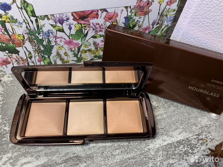 Декоративная косметика в ассортименте