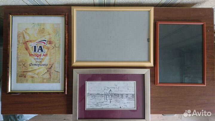 Фоторамки разных размеров. Дерево, Металл Пластик