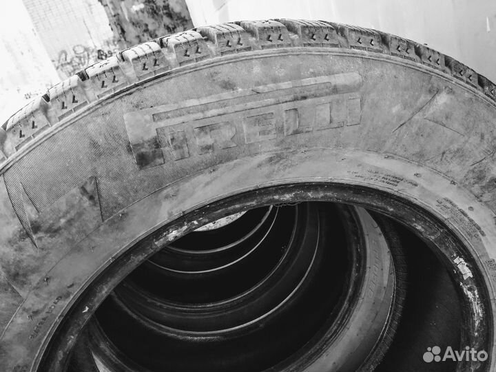 Pirelli Ice Zero 235/65 R17 108T