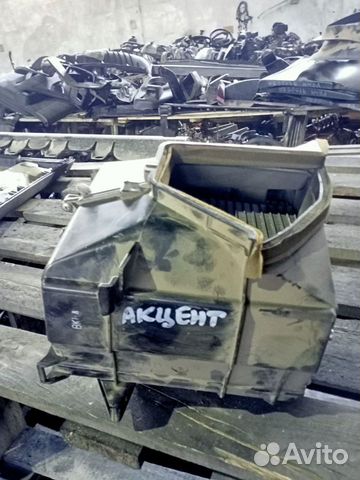 Средняя часть корпуса на Hyundai Accent