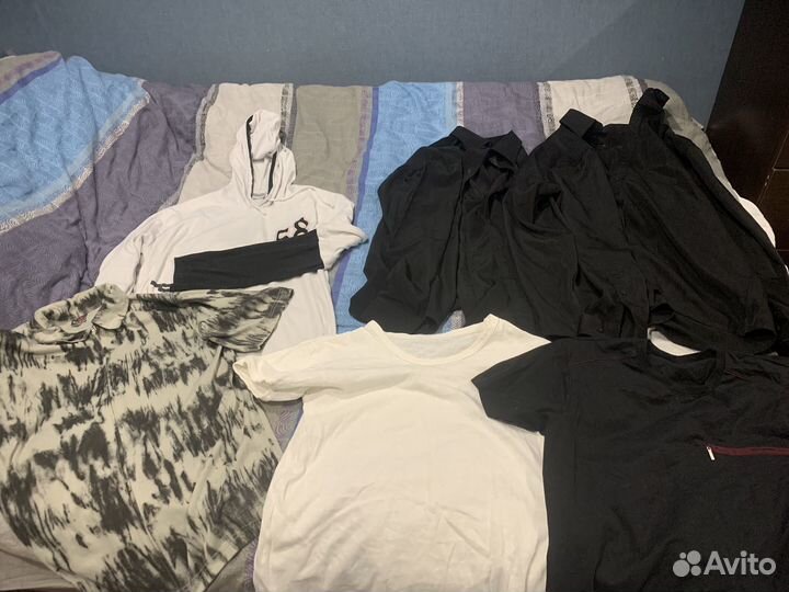 Отдам даром мужские вещи