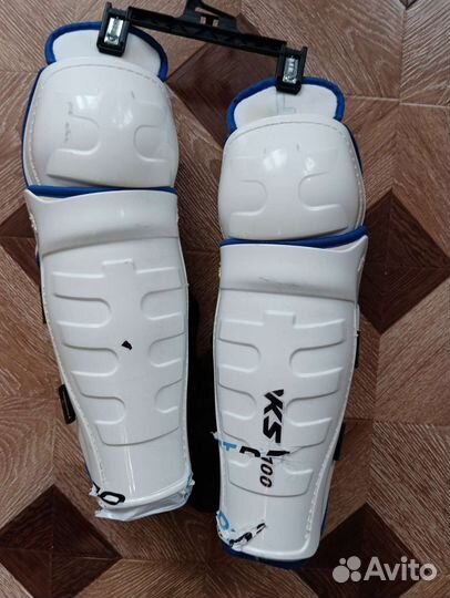 Щитки хоккейные 14 размер