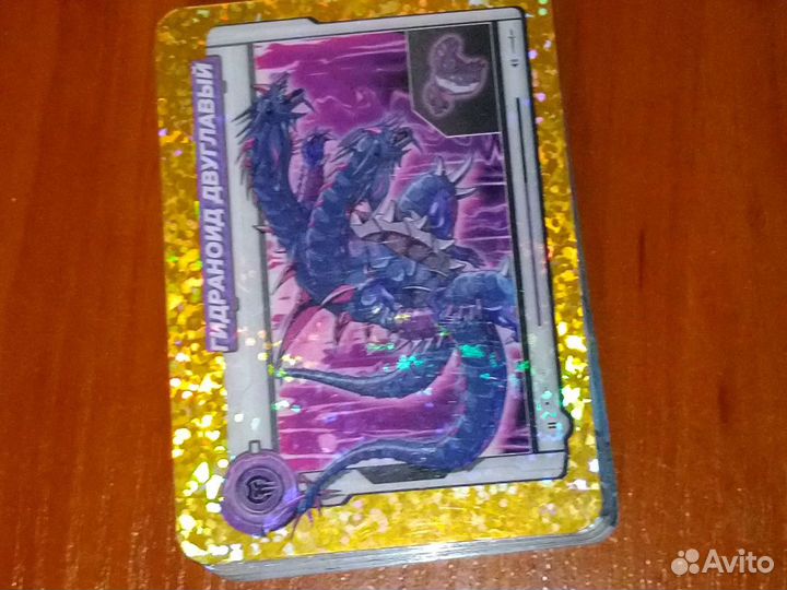 Коллекционные карточки бакуган, футбол