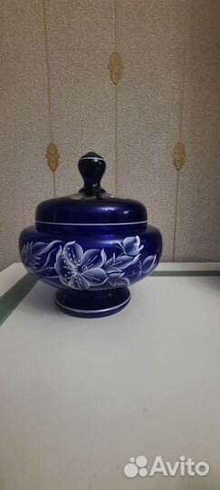 Конфетница. Богемия цветное стекло