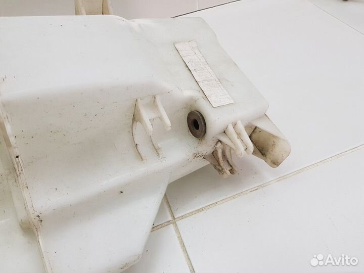 Бачок омывателя (Zotye T600)