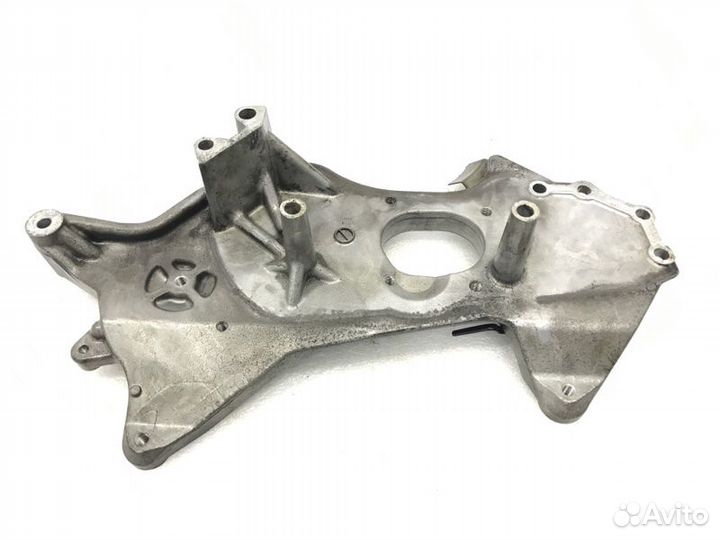 Кронштейн натяжного ролика Mitsubishi Pajero 2014