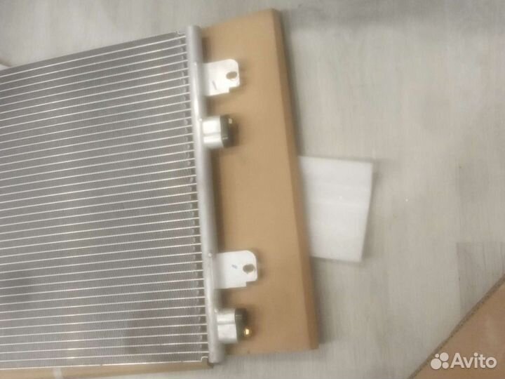 Радиатор кондиционера termal 104673ZH