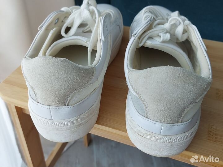 Кроссовки женские белые 39р.Zara