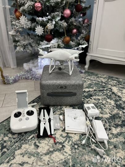 Квадрокоптер dji phantom 4
