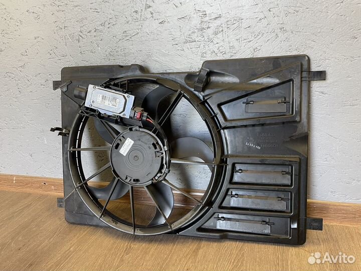 Диффузор Вентилятор Ford Kuga 2 под МКПП