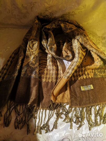 Шарфы и палантины