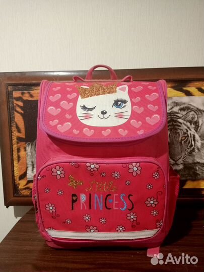 Школьный рюкзак