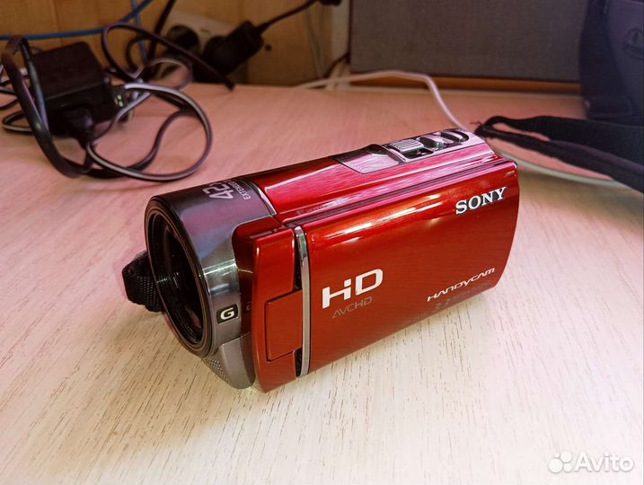 Видеокамера Sony HDR-CX130E fullHD