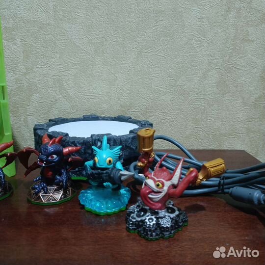 Skylanders фигурки spyros adventure