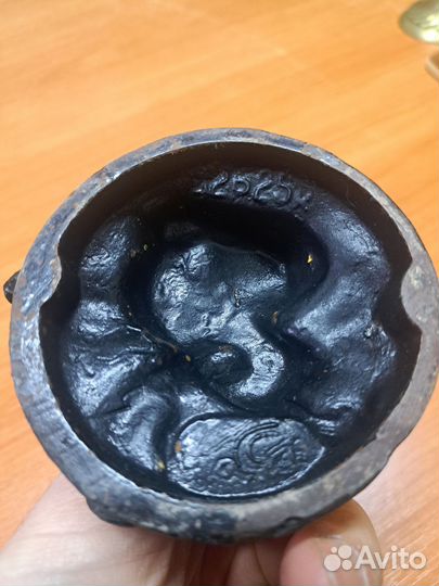 Мальчик и птицы чугун