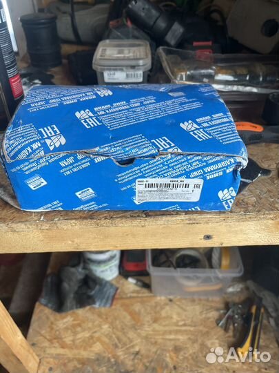 Комплект задних тормозных колодок suzuki Grand