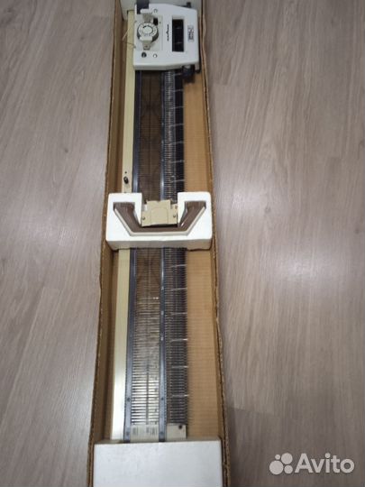 Вязальная машина нева 6