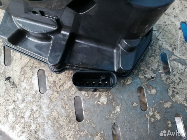 Дроссельная заслонка BMW X4 F26 X3 F25 F10 F30