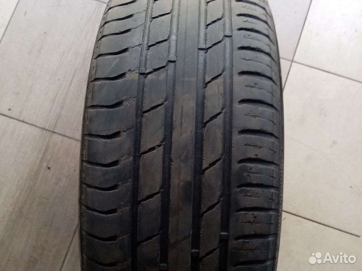 Nokian Tyres Hakka Blue 215/60 R16