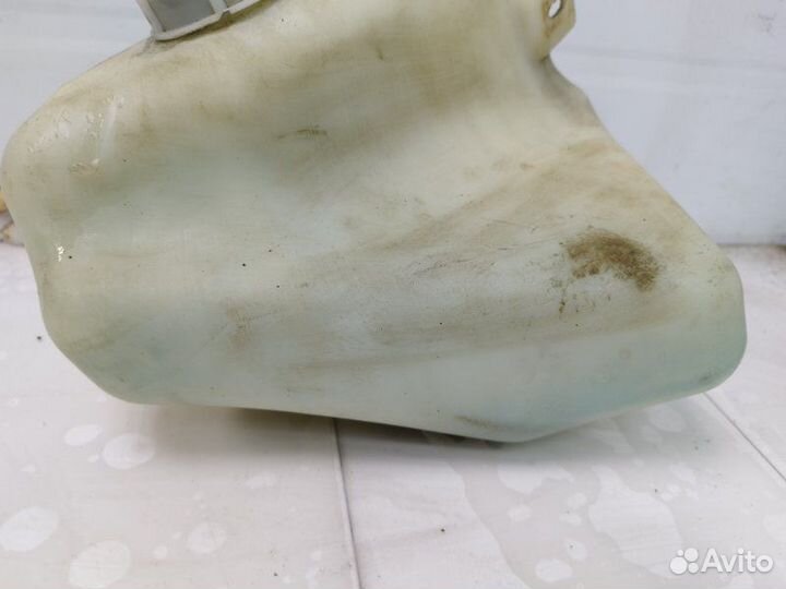 Бачок омывателя Лада Калина 1117 2010