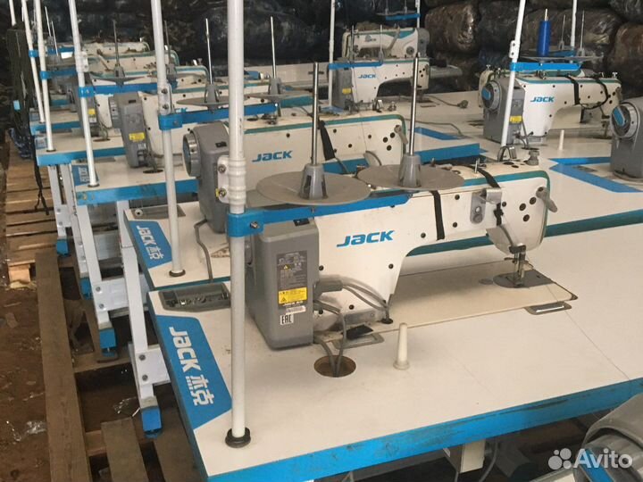 Швейная машина jack f4