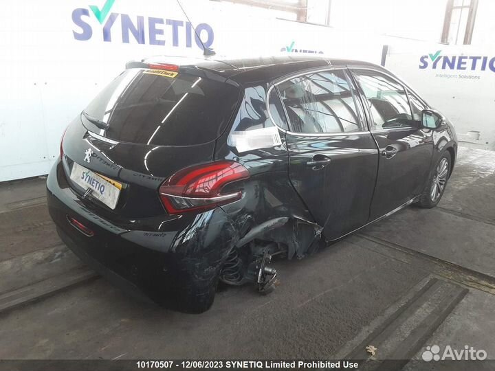 Peugeot 208 на запчасти