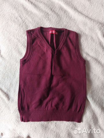 Жилетка школьная бордовая 134-140