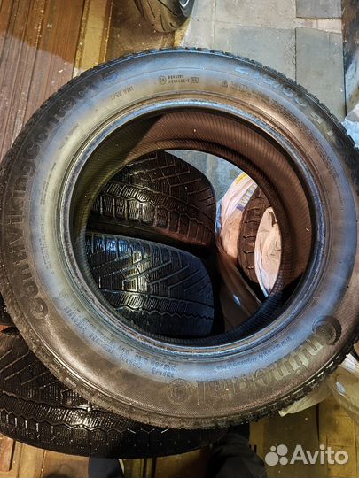 Continental ContiVikingContact 5 215/60 R16