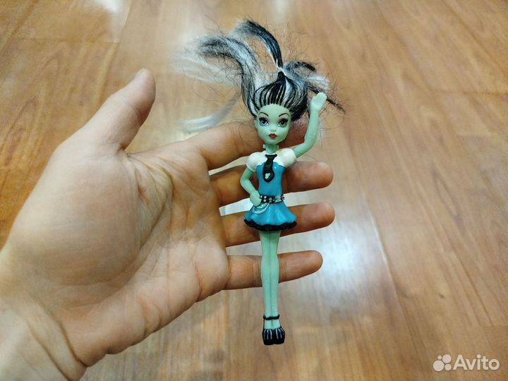 Кукла монстер хай от McDonald's