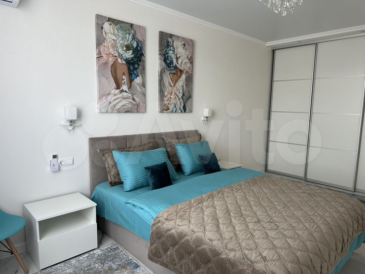 3-к. квартира, 100 м², 9/10 эт.