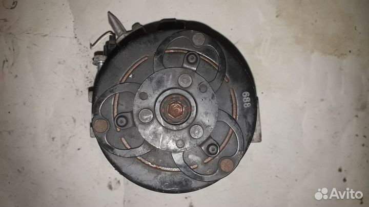 Компрессор кондиционера Grand Vitara 95201-64JC0