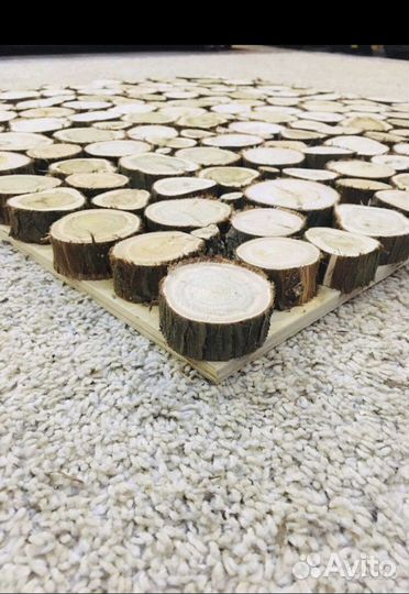 Панно из можжевельника