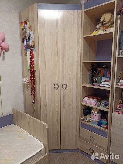 Спальный детский гарнитур