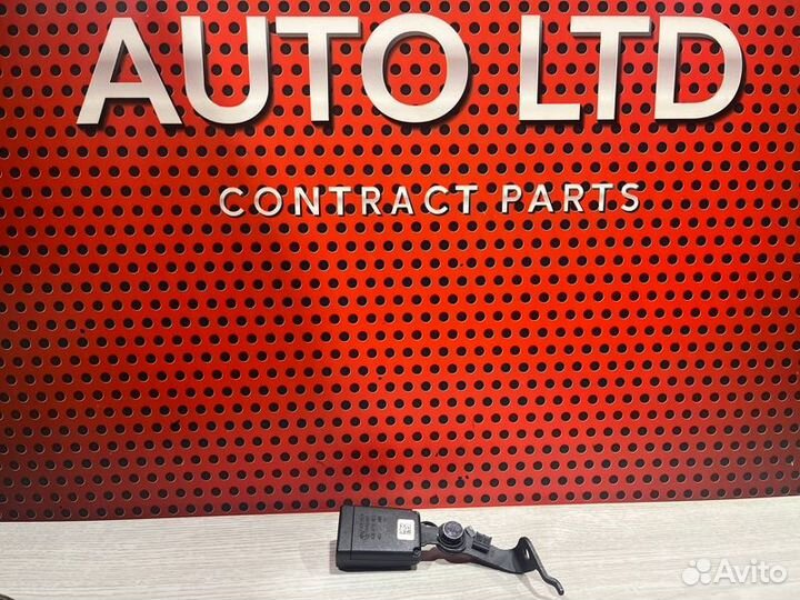 Замок ремня безопасности задний правый Bmw 5 G30