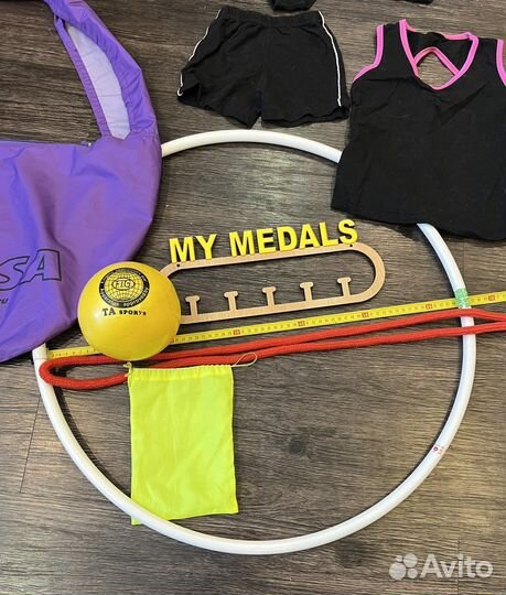 Художественная гимнастика скакалка купальник