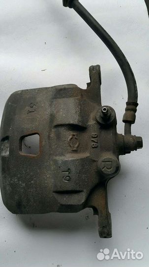 Суппорт передний Ниссан