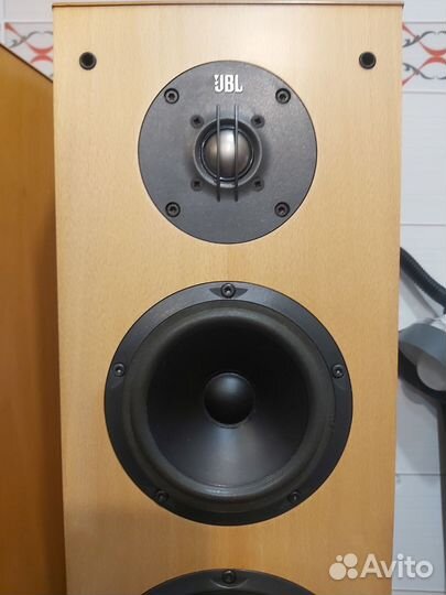 Колонки JBL XTi 80 Дания