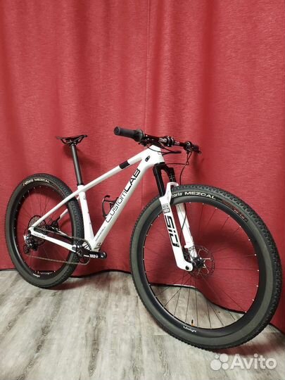 Продаю карбоновый xc-хардтейл Workswell WCB-M-162