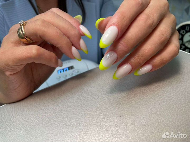 Мастер маникюра