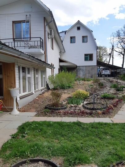 Дом 360 м² на участке 15 сот.