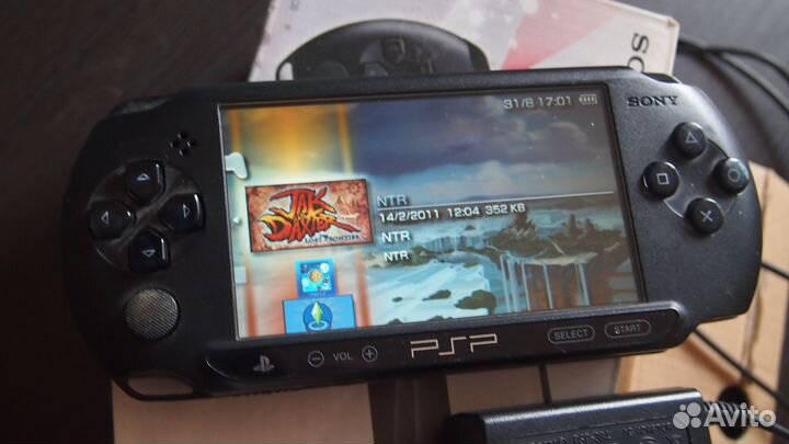 Приставка Sony PSP e1008