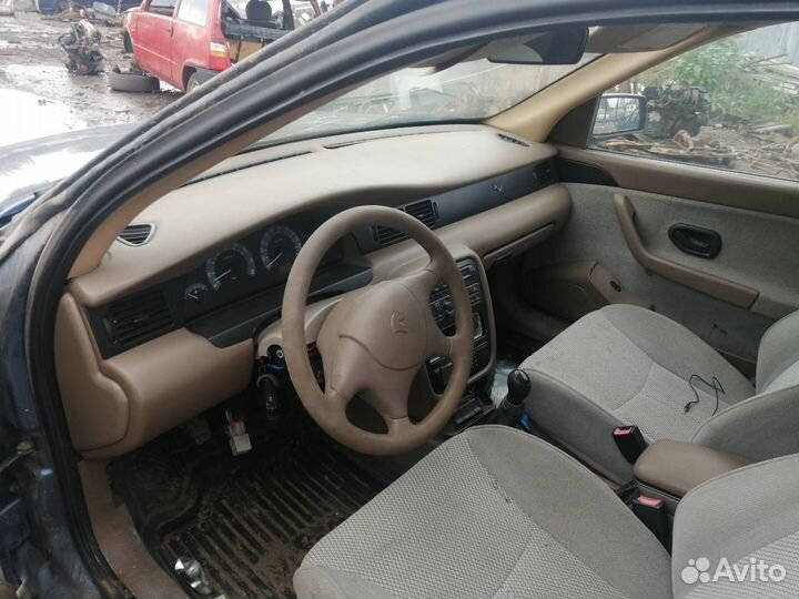 Стекло задней правой двери Iran Khodro Samand 1.8