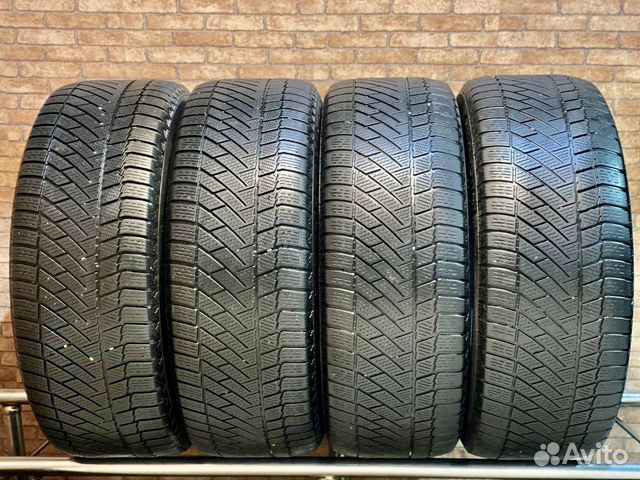 Continental ContiVikingContact 6 SUV 255/55 R19