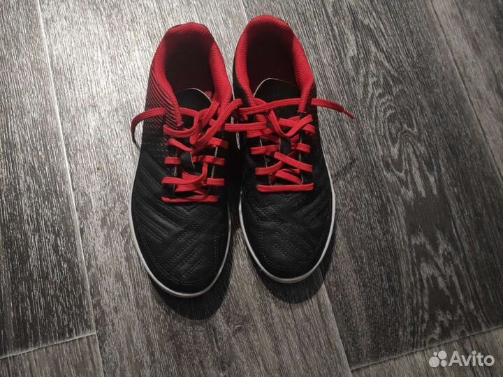 Детские футбольные бутсы 34 размер