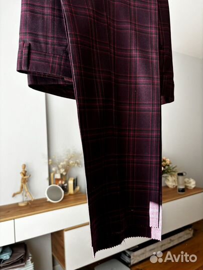 Костюм тройка мужской новые