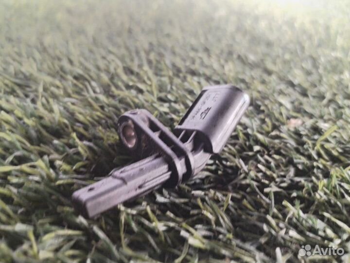 Датчик ABS Audi Q3 8UB cczc 2012